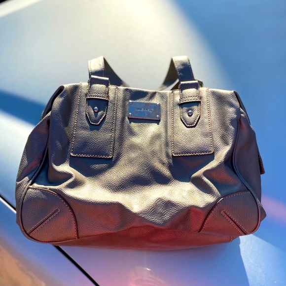 Nine West | silver metallic shoulder bag - Picture 4 of 15